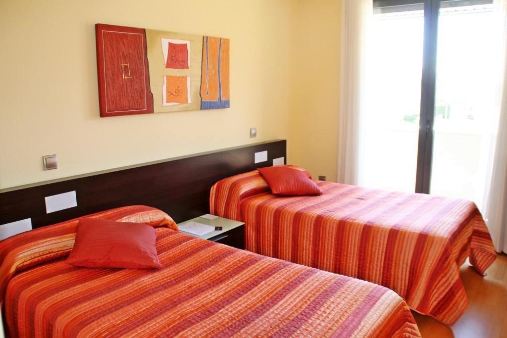 أرًويو ذي لا إنكوميي Apartahotel Ribera الغرفة الصورة