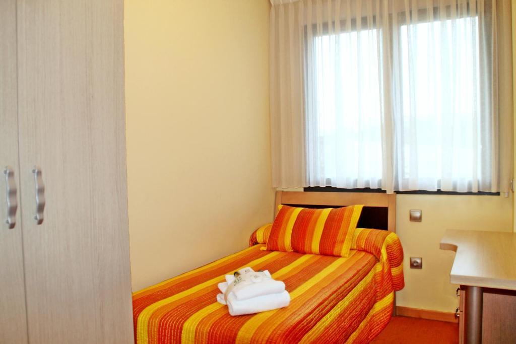 أرًويو ذي لا إنكوميي Apartahotel Ribera الغرفة الصورة