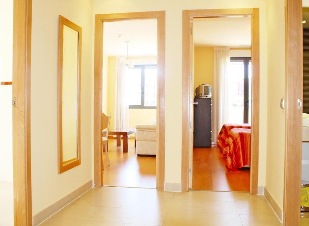 أرًويو ذي لا إنكوميي Apartahotel Ribera الغرفة الصورة